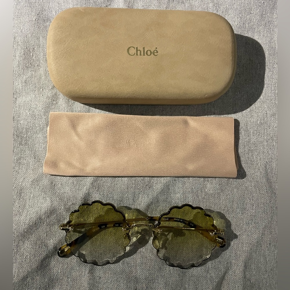 ❌SOLD❌ ⭐️ PRISTINE CONDITION ⭐️ Chloé round sunglasses - Picture 2 of 7